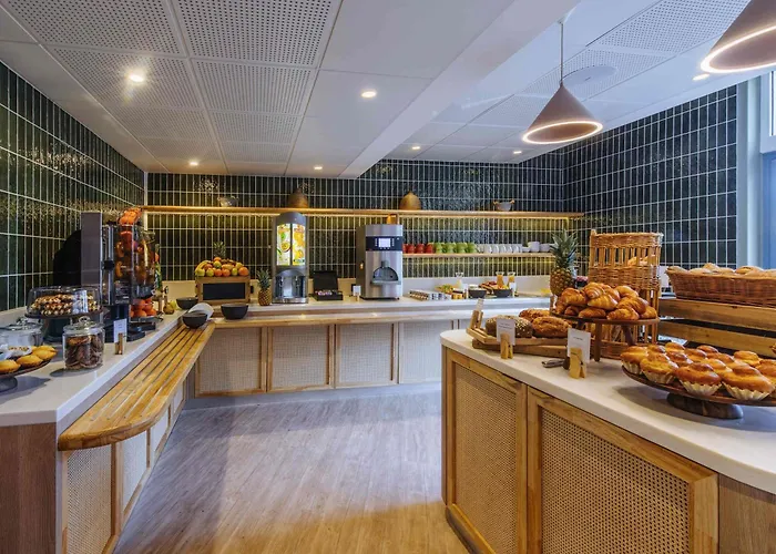 Ibis Styles Antibes